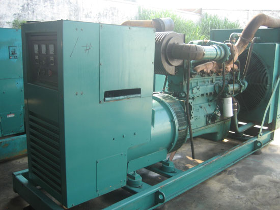 西昌租赁发电机- 发电机碳刷磨损的原因是什么