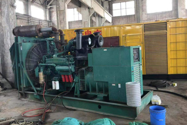 西昌发电机组的空气滤清器应该如何保养？