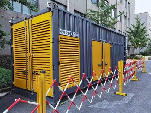 西昌如何使用转速表检查发动机的转速？