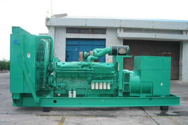 西昌工厂发电机应急发电时如何更准确地检查发电机状态？